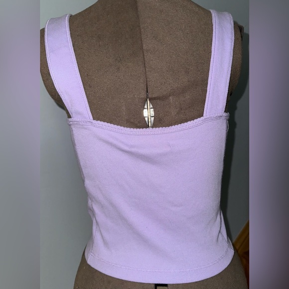 Abercrombie Tank - Picture 2 of 3